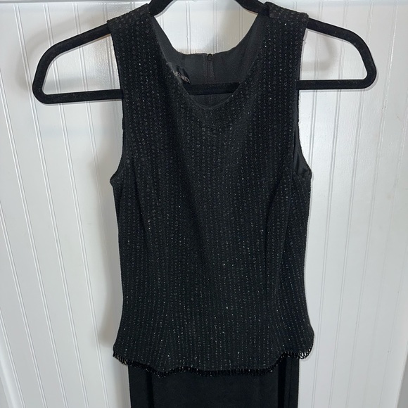 Scott McClintock gown - Picture 4 of 16